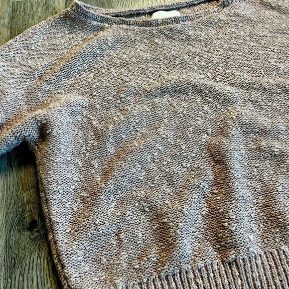 Abercrombie& Fitch Women’s Cropped Balloon Sleeve Crewneck Sweater, size XS - Picture 5 of 10